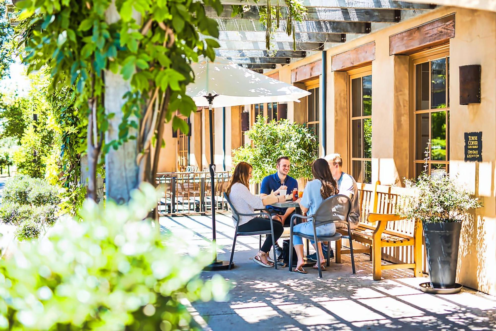 Wine & Roses Hotel Restaurant Spa Lodi Exterior foto